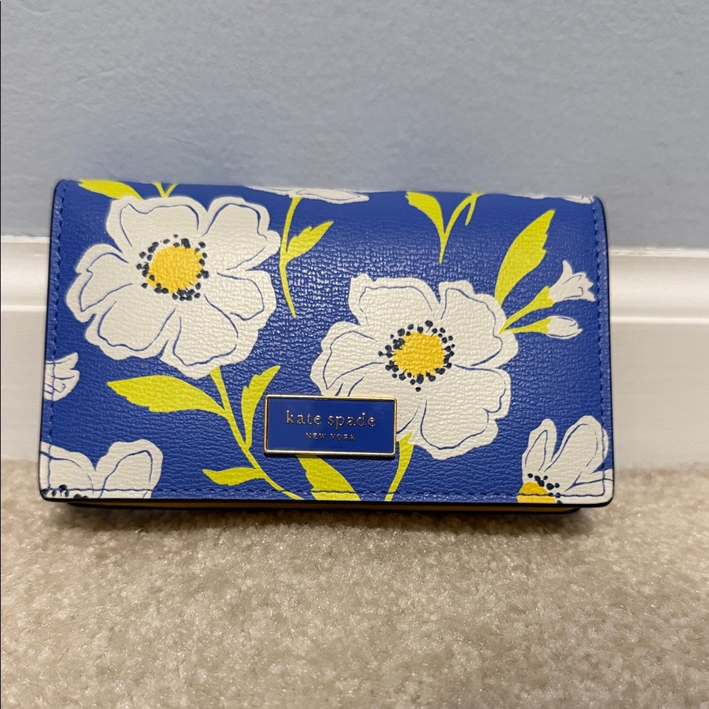 Kate Spade Morgan Sunshine Wallet - New with Tags